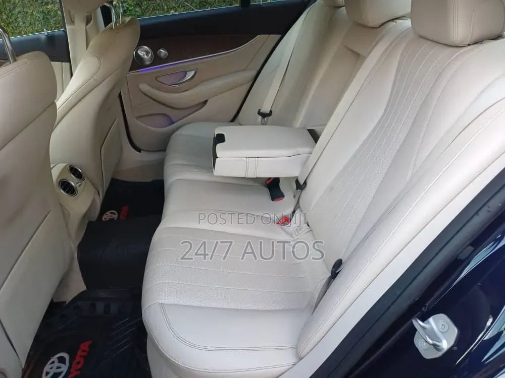 Mercedes-Benz E-Class 2017 Blue