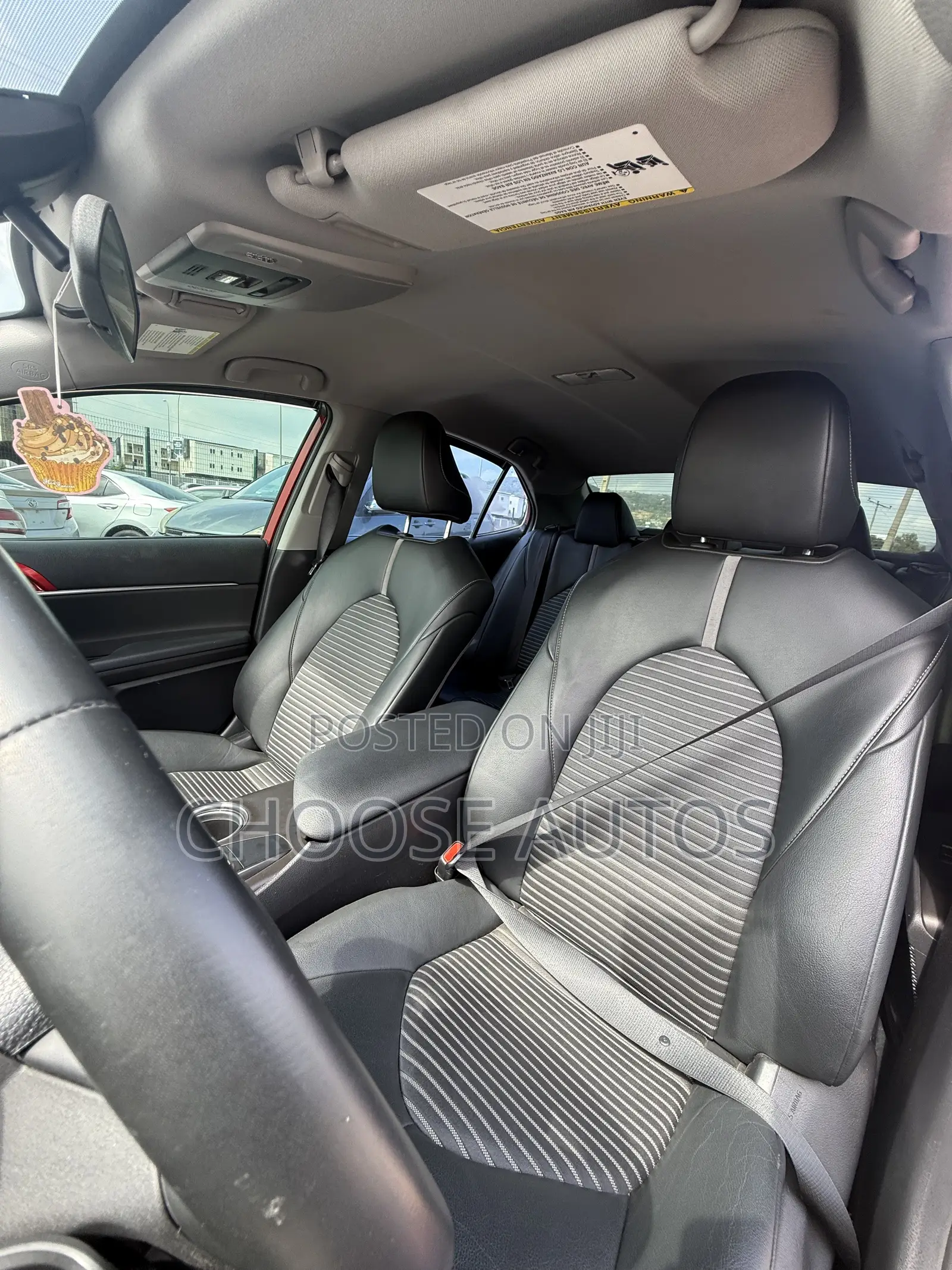 Toyota Camry SE 2022 Red
