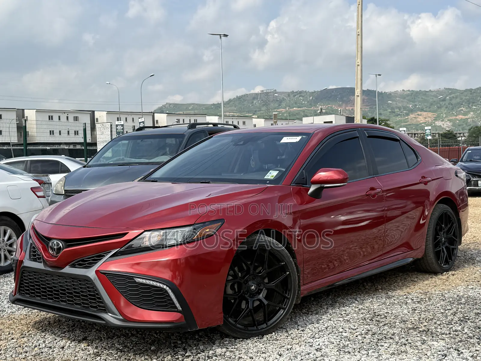 Toyota Camry SE 2022 Red