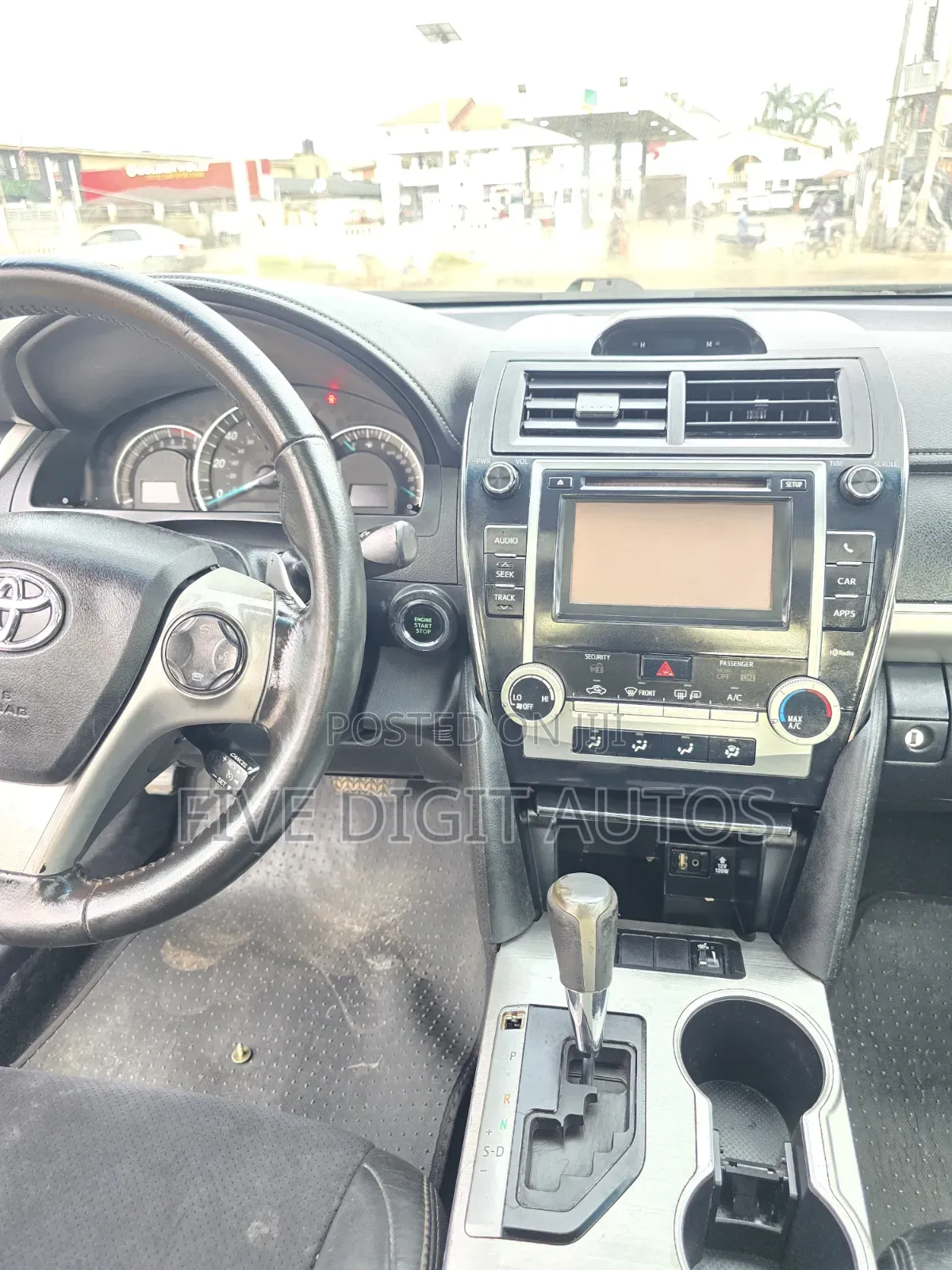 Toyota Camry SE Limited Edition 4dr Sedan (2.5L 4cyl 6A) 2012 Gray