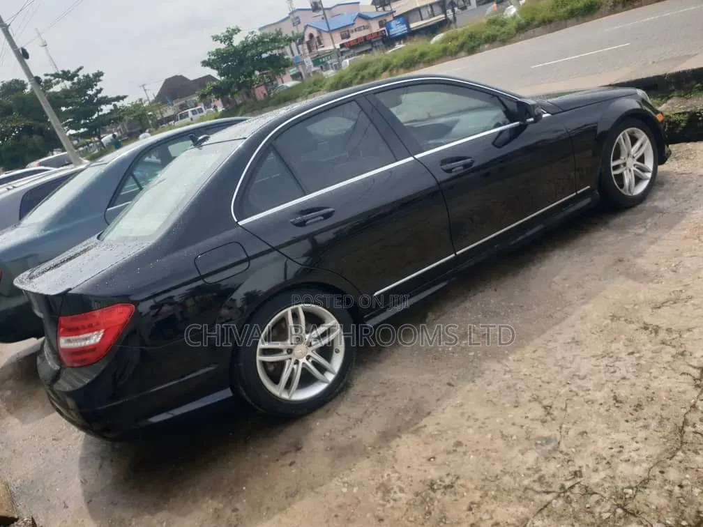 Mercedes-Benz C300 Luxury 4Matic Sedan AWD (3.0L 6cyl 7A) 2012 Black