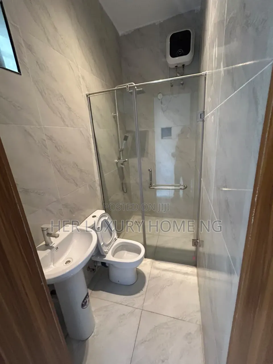 1bdrm Shared Apartment in Ikota Villa Estate for rent