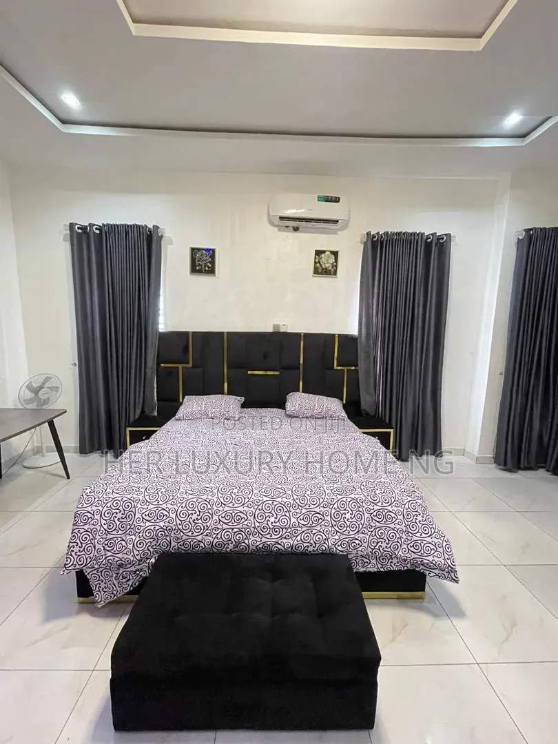 1bdrm Shared Apartment in Ikota Villa Estate for rent
