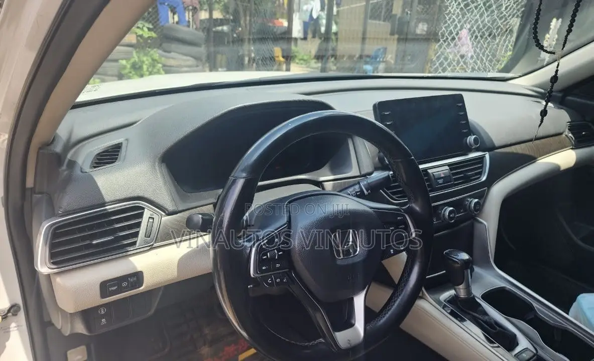 Honda Accord 2019 White