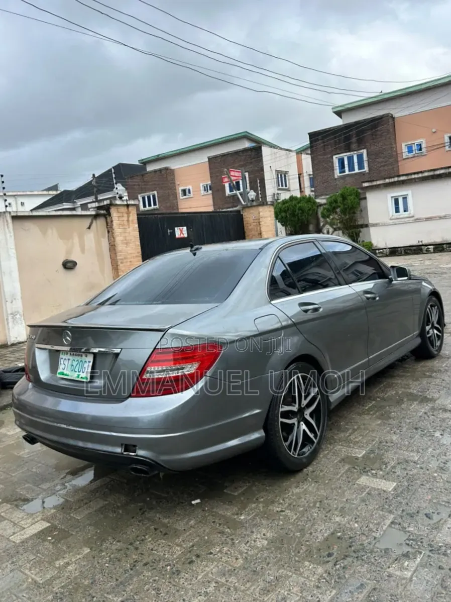 Mercedes-Benz M Class 2010 Green