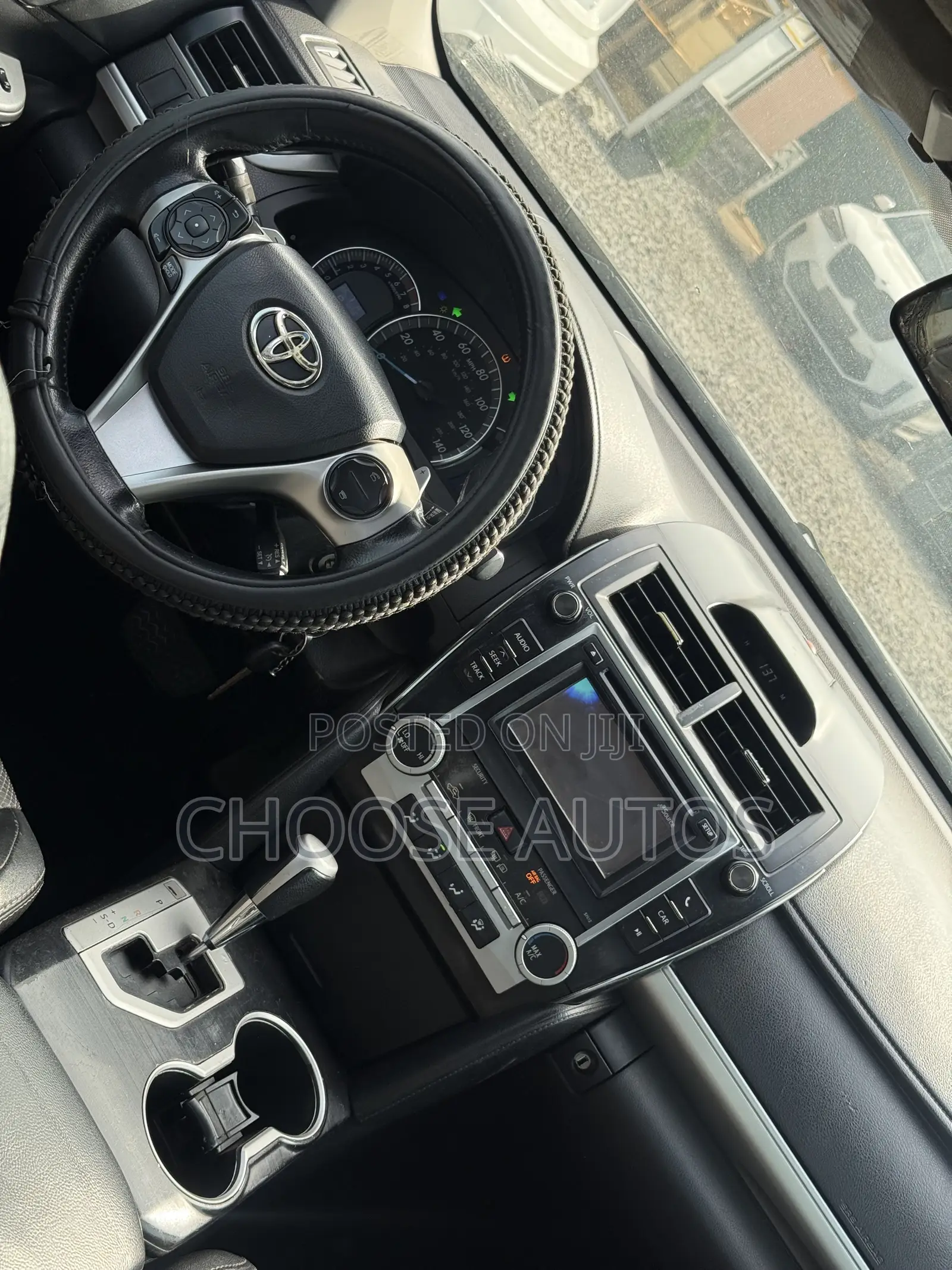 Toyota Camry SE 4dr Sedan (2.5L 4cyl 6A) 2013 Black