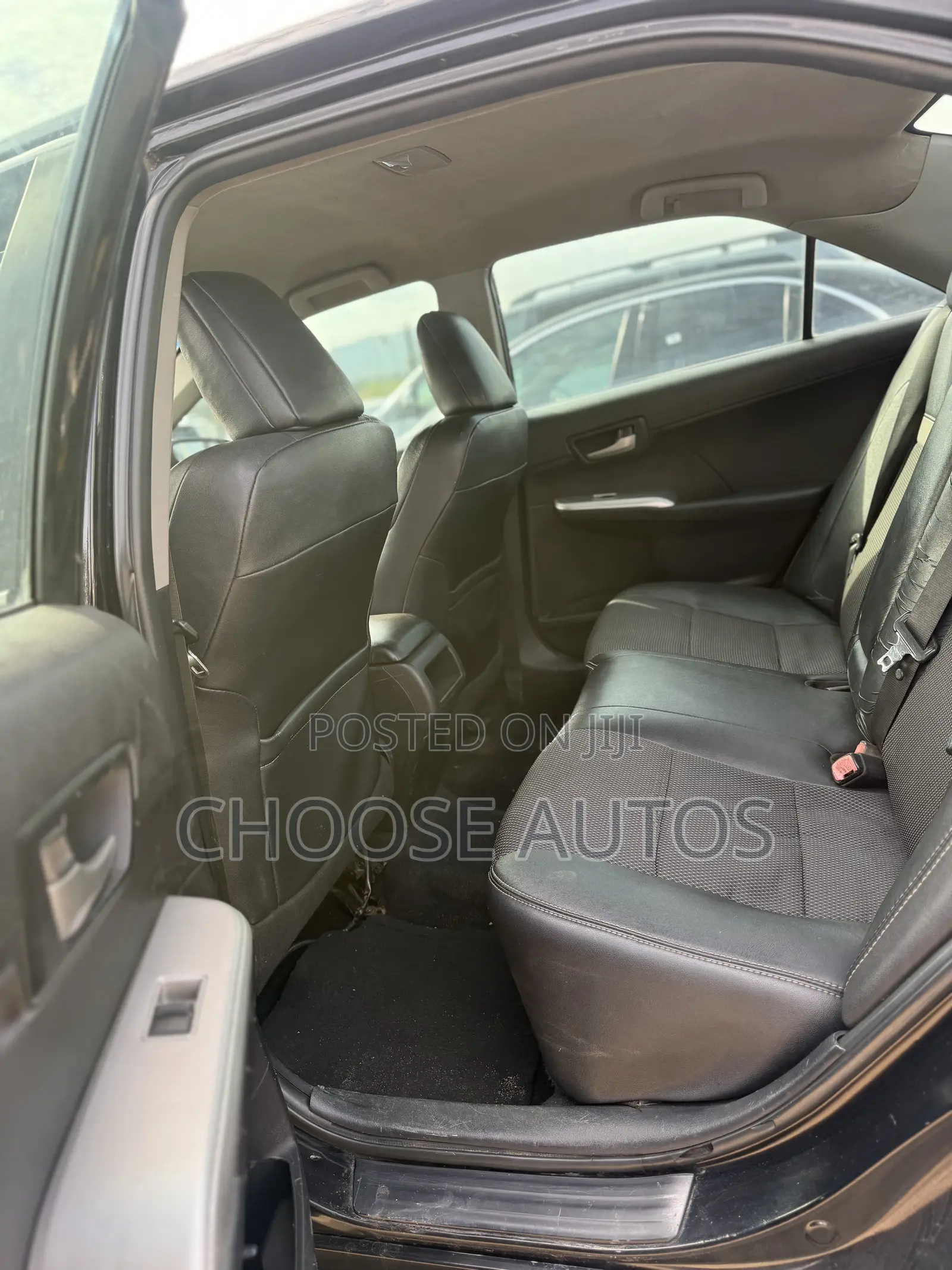 Toyota Camry SE 4dr Sedan (2.5L 4cyl 6A) 2013 Black
