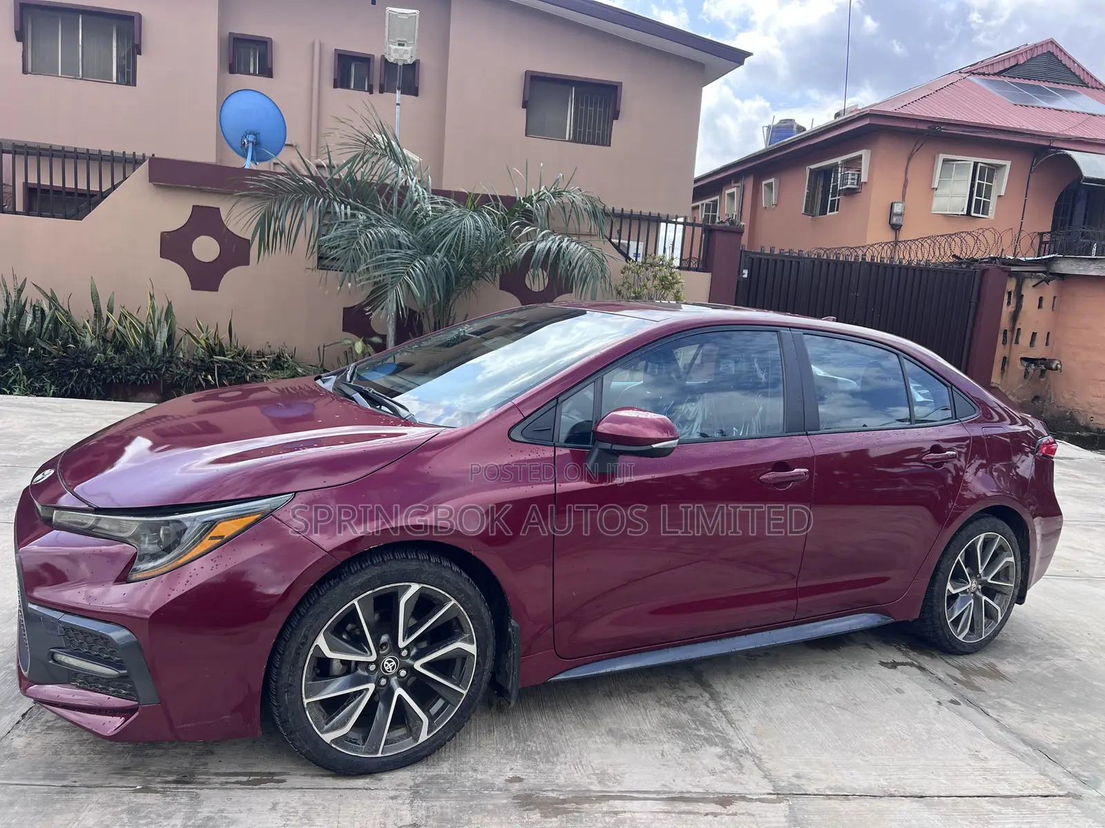 Toyota Corolla SE 2022 Burgundy