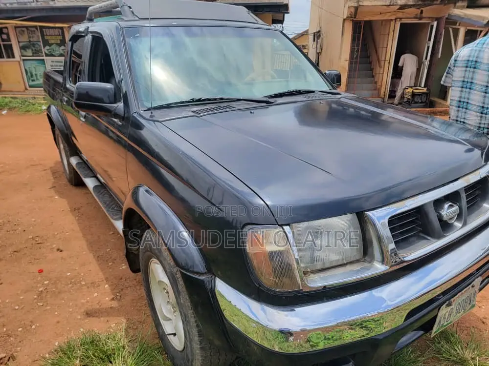 Nissan Frontier Automatic 2005 Black