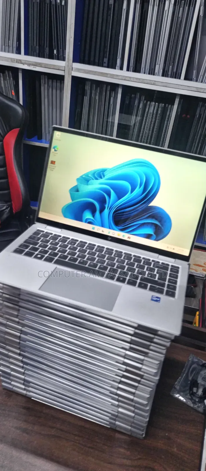 Laptop HP EliteBook 1040 G8 32GB Intel Core i7 SSD 256GB