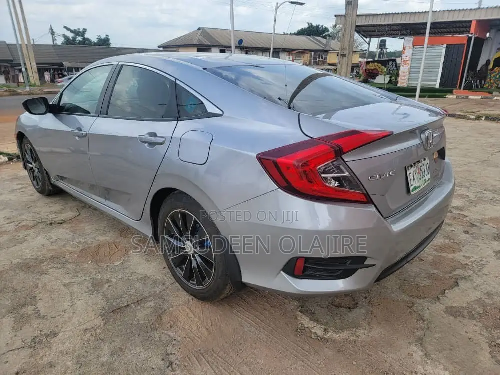 Honda Civic 2016 Beige
