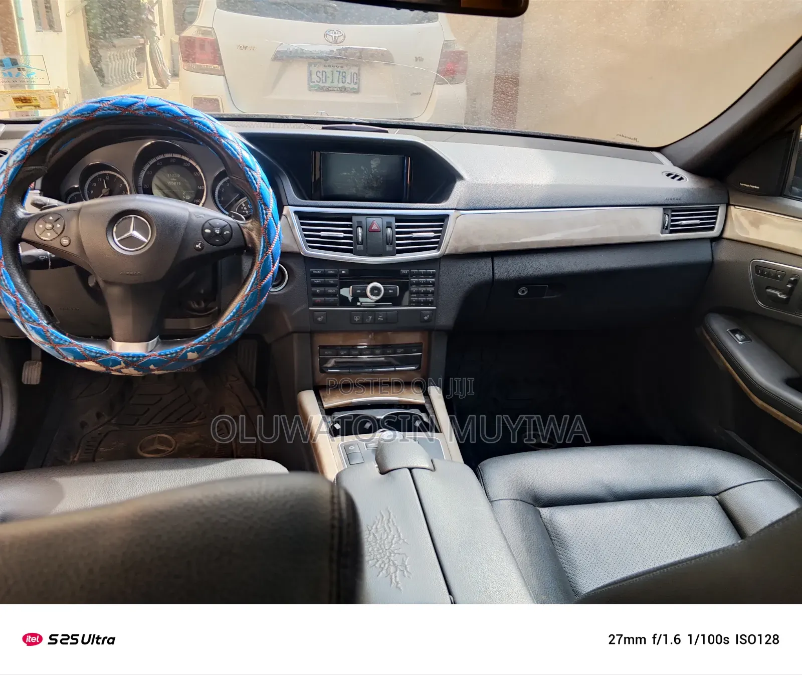 Mercedes-Benz E350 Base 4Matic Sedan AWD (3.5L 6cyl 7A) 2011 Black