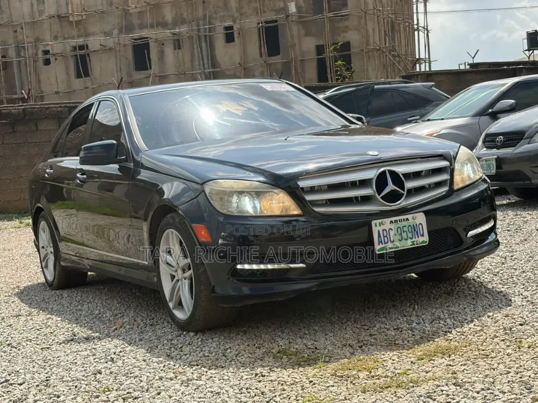 Mercedes-Benz C300 2008 Black