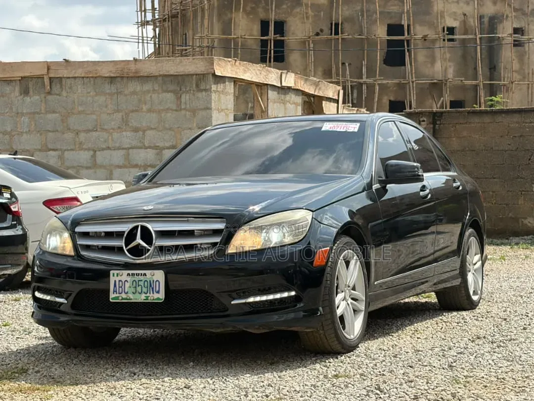 Mercedes-Benz C300 2008 Black