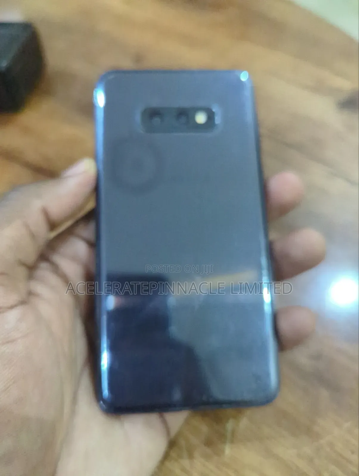 Samsung Galaxy S10e 128 GB Blue