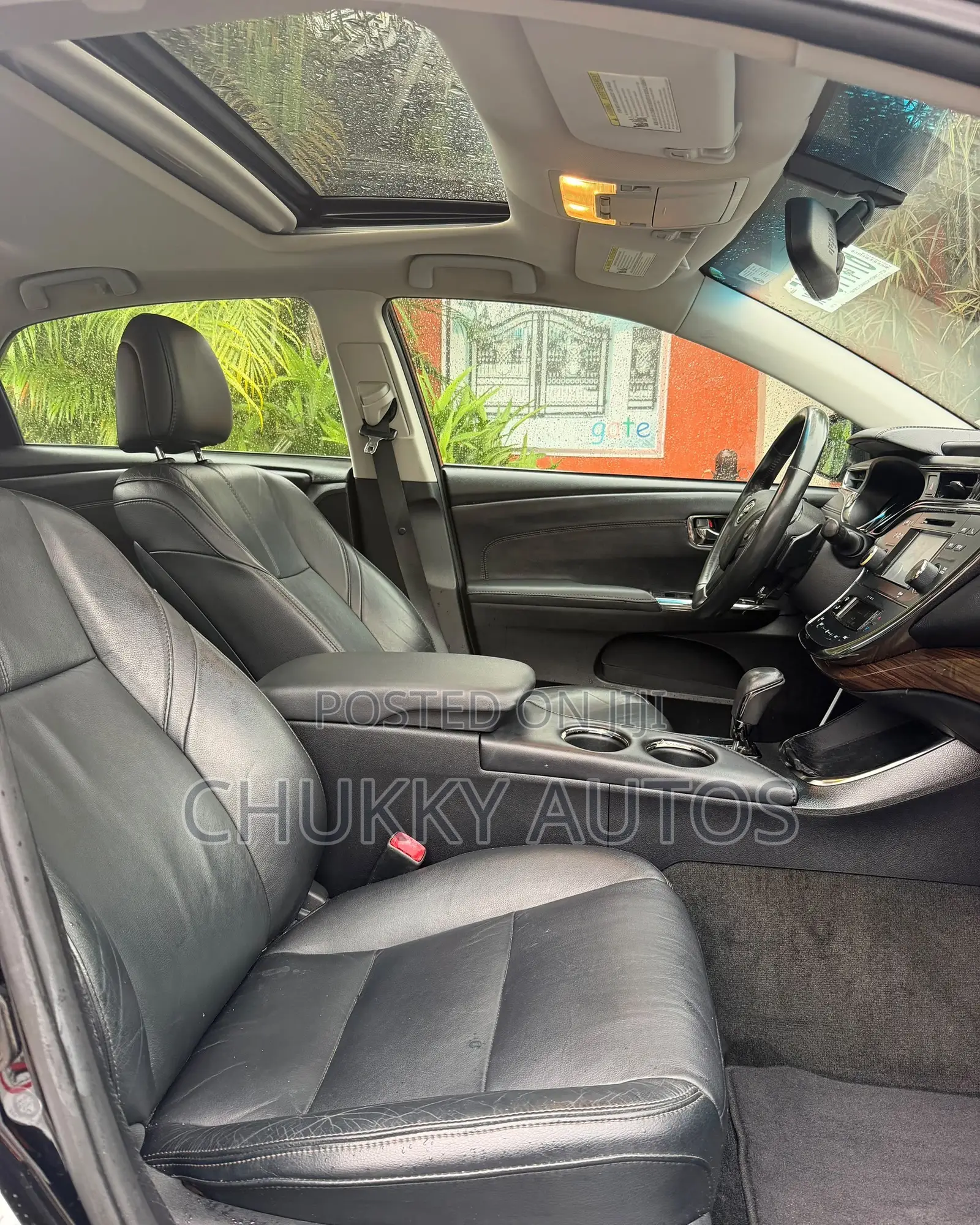 Toyota Avalon XLE Premium Sedan FWD (3.5L 6cyl 6A) 2013 Black