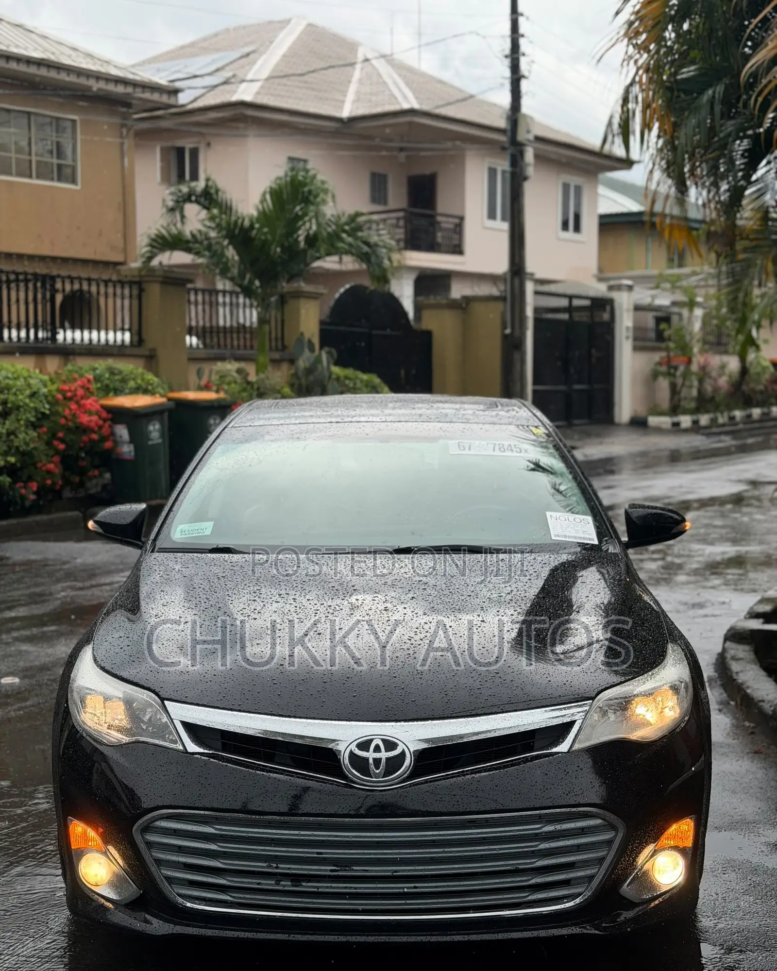 Toyota Avalon XLE Premium Sedan FWD (3.5L 6cyl 6A) 2013 Black