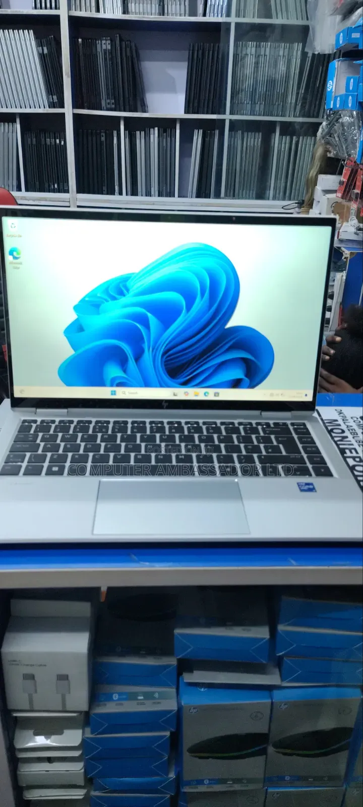 Laptop HP EliteBook 1040 G8 32GB Intel Core i7 SSD 256GB
