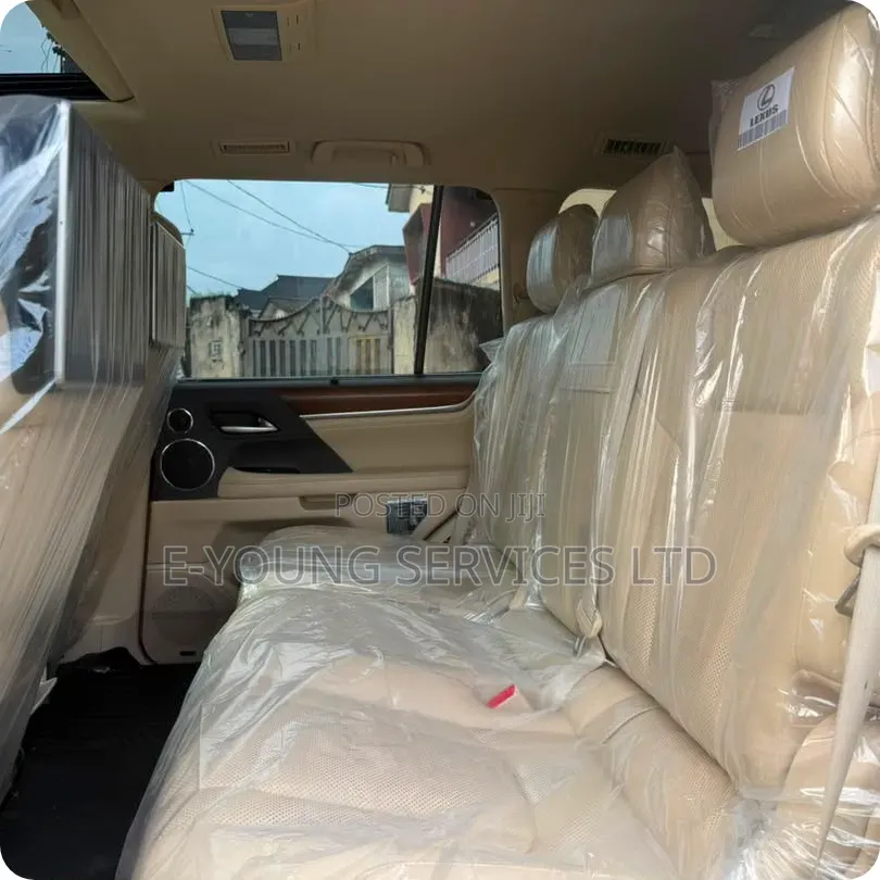 Lexus LX 570 AWD 2017 Black