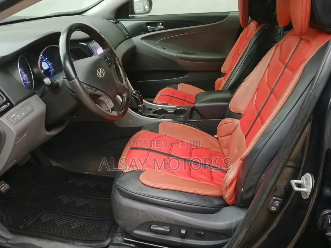 Hyundai Sonata 2011 Black
