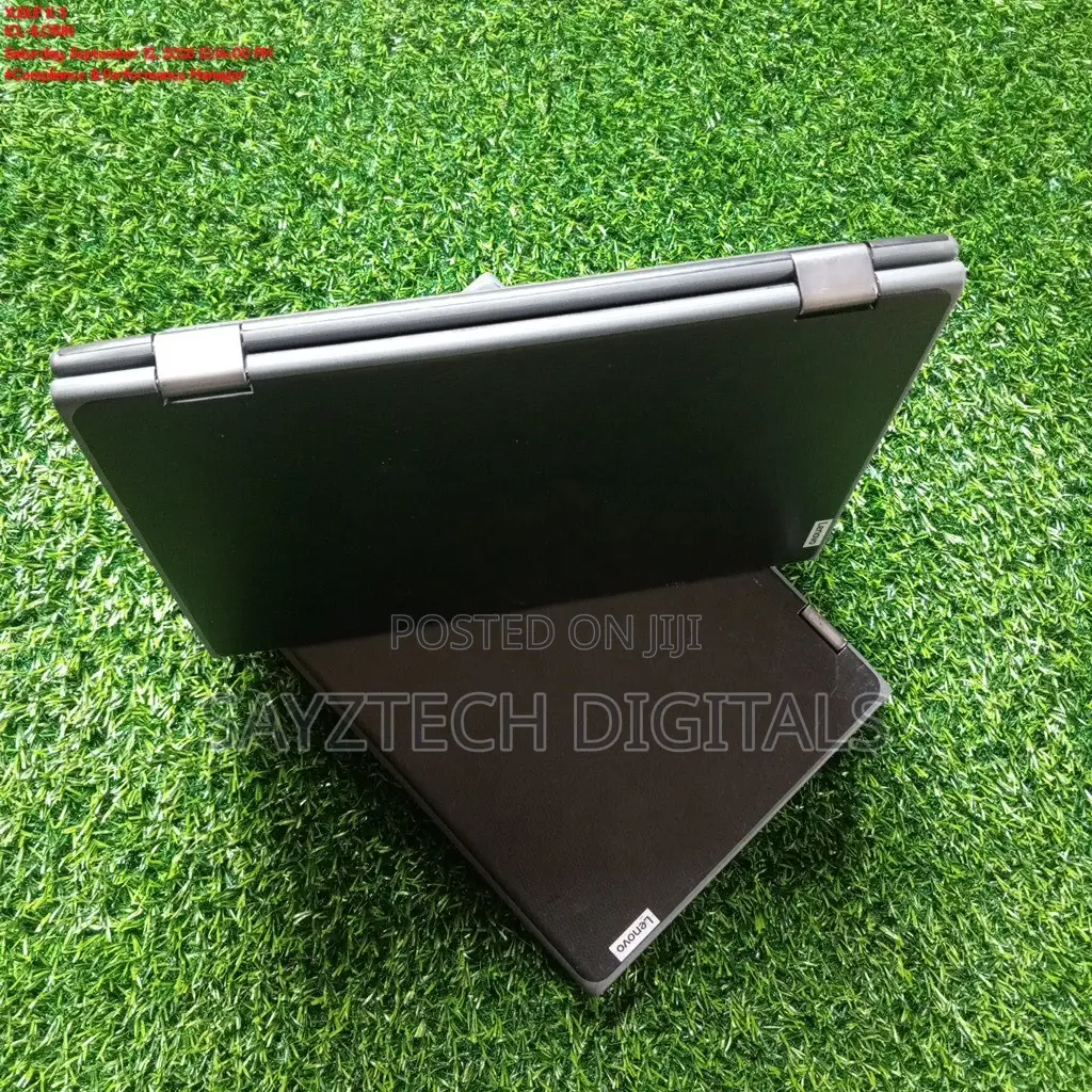 Laptop Lenovo 300e 4GB Intel SSD 128GB