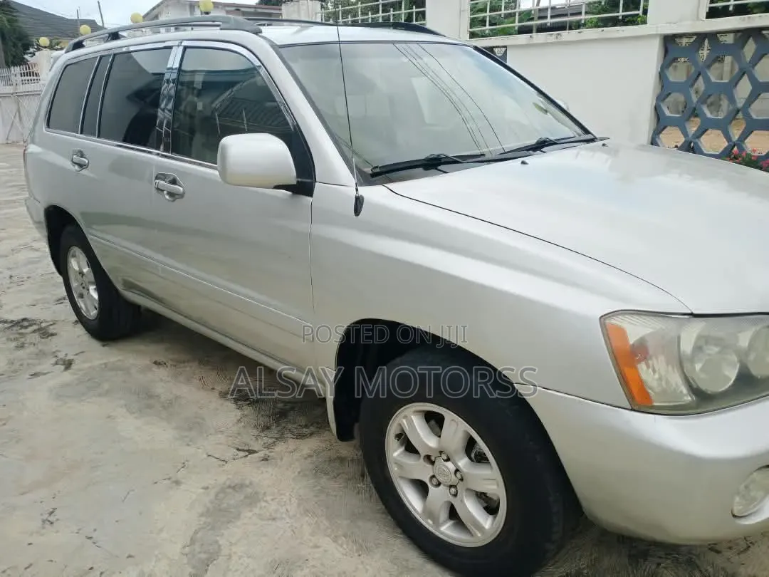 Toyota Highlander V6 FWD 2003 Silver