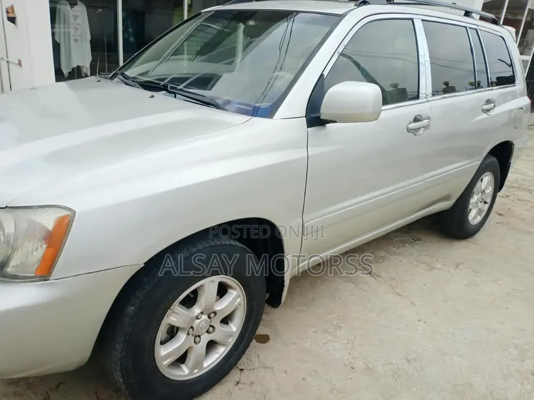 Toyota Highlander V6 FWD 2003 Silver
