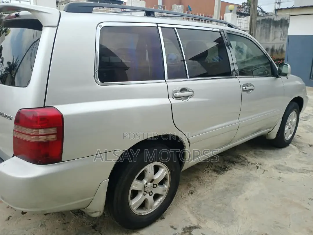 Toyota Highlander V6 FWD 2003 Silver