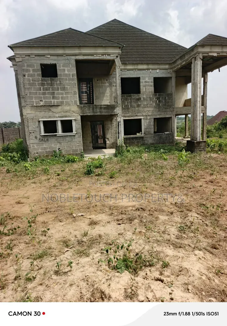 5bdrm Duplex in Opposite Favour for sale