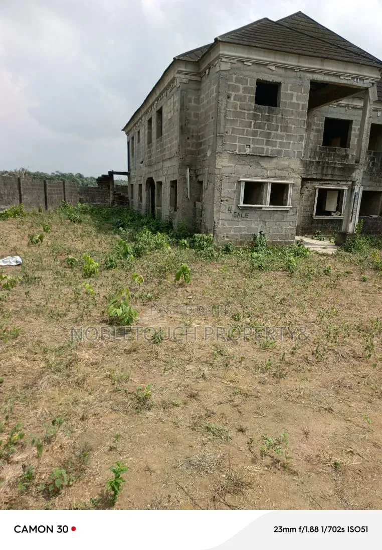 5bdrm Duplex in Opposite Favour for sale