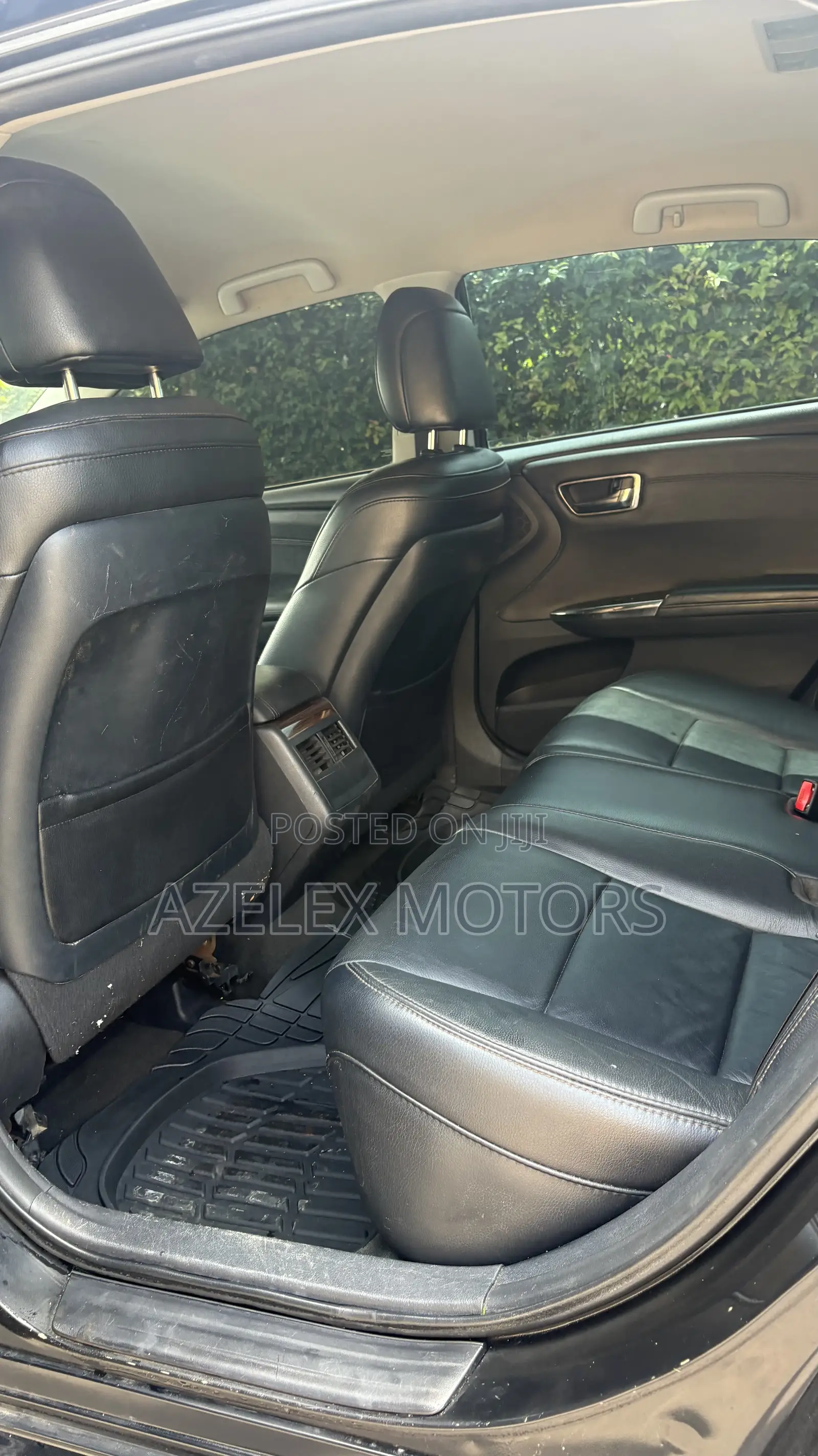 Toyota Avalon XLE Premium Sedan FWD (3.5L 6cyl 6A) 2013 Black
