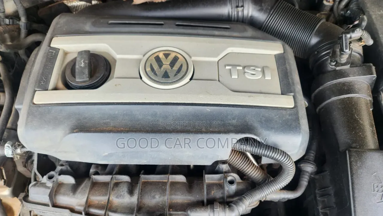 Volkswagen Passat 2013 Silver