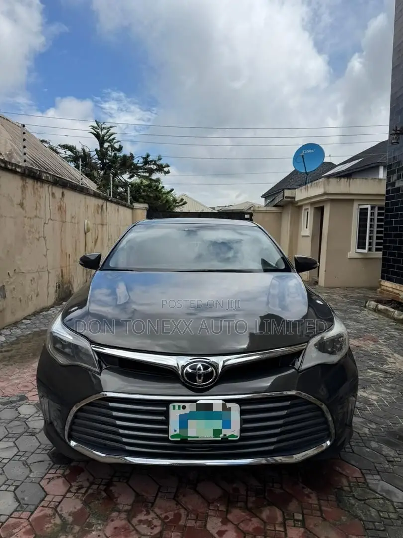 Toyota Avalon Limited 4dr Sedan (3.5L 6cyl 6A) 2015 Gray