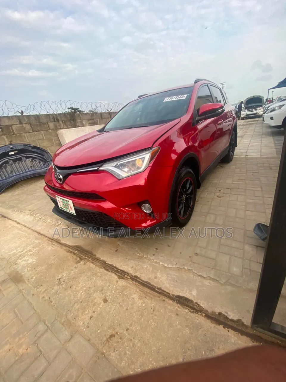 Toyota RAV4 XLE AWD (2.5L 4cyl 6A) 2016 Red