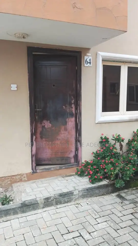3bdrm Duplex in Chois Oasis, Off Lekki-Epe Expressway for sale