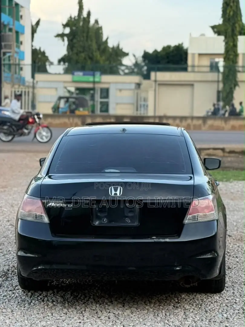 Honda Accord 2010 Black