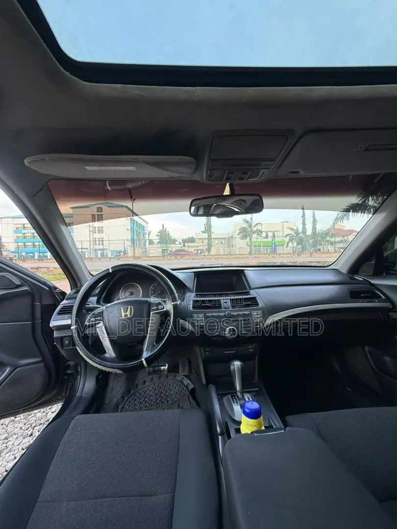 Honda Accord 2010 Black