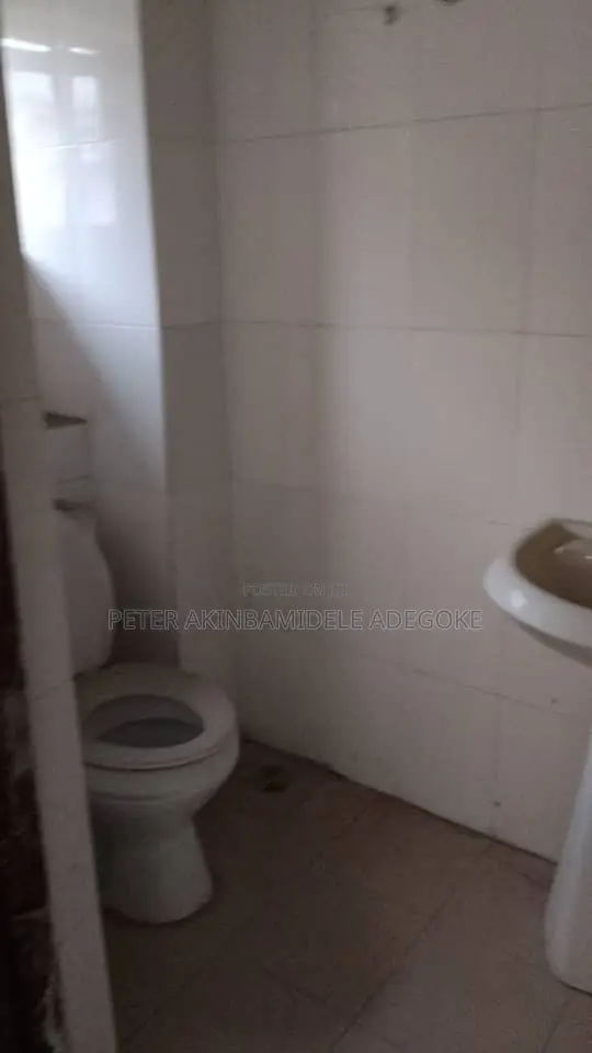 3bdrm Duplex in Chois Oasis, Off Lekki-Epe Expressway for sale