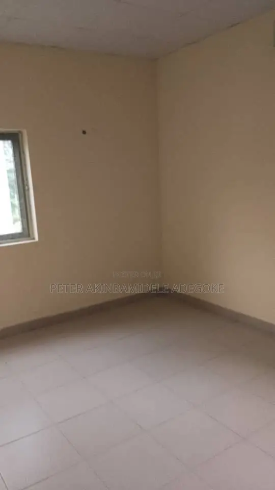 3bdrm Duplex in Chois Oasis, Off Lekki-Epe Expressway for sale