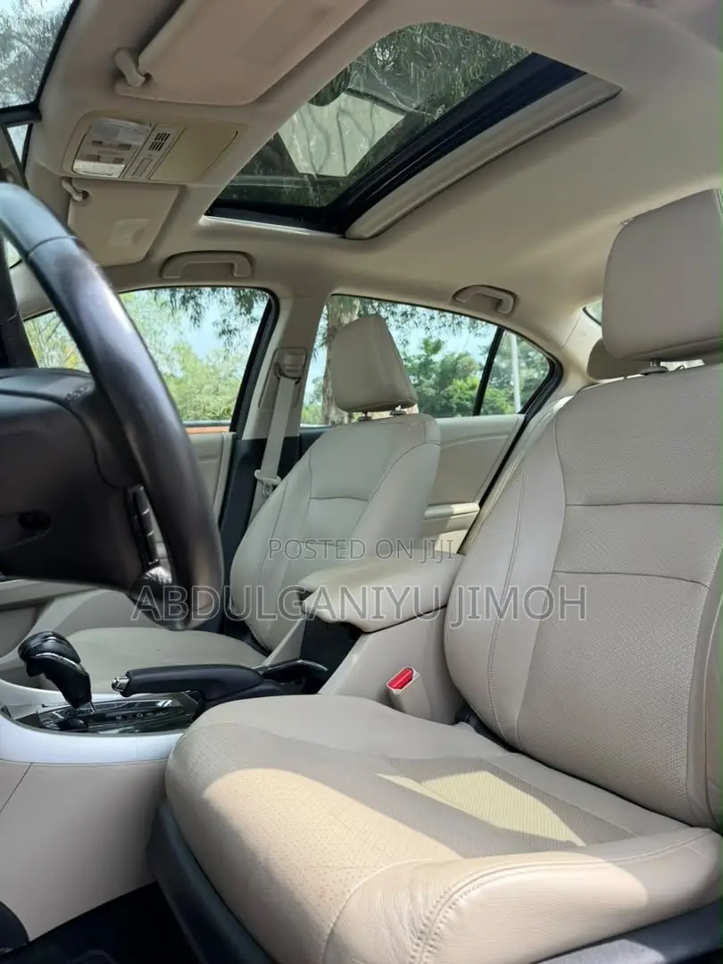 Honda Accord EX 4dr Sedan FWD (2.4L 4cyl 2A) 2016 Maroon