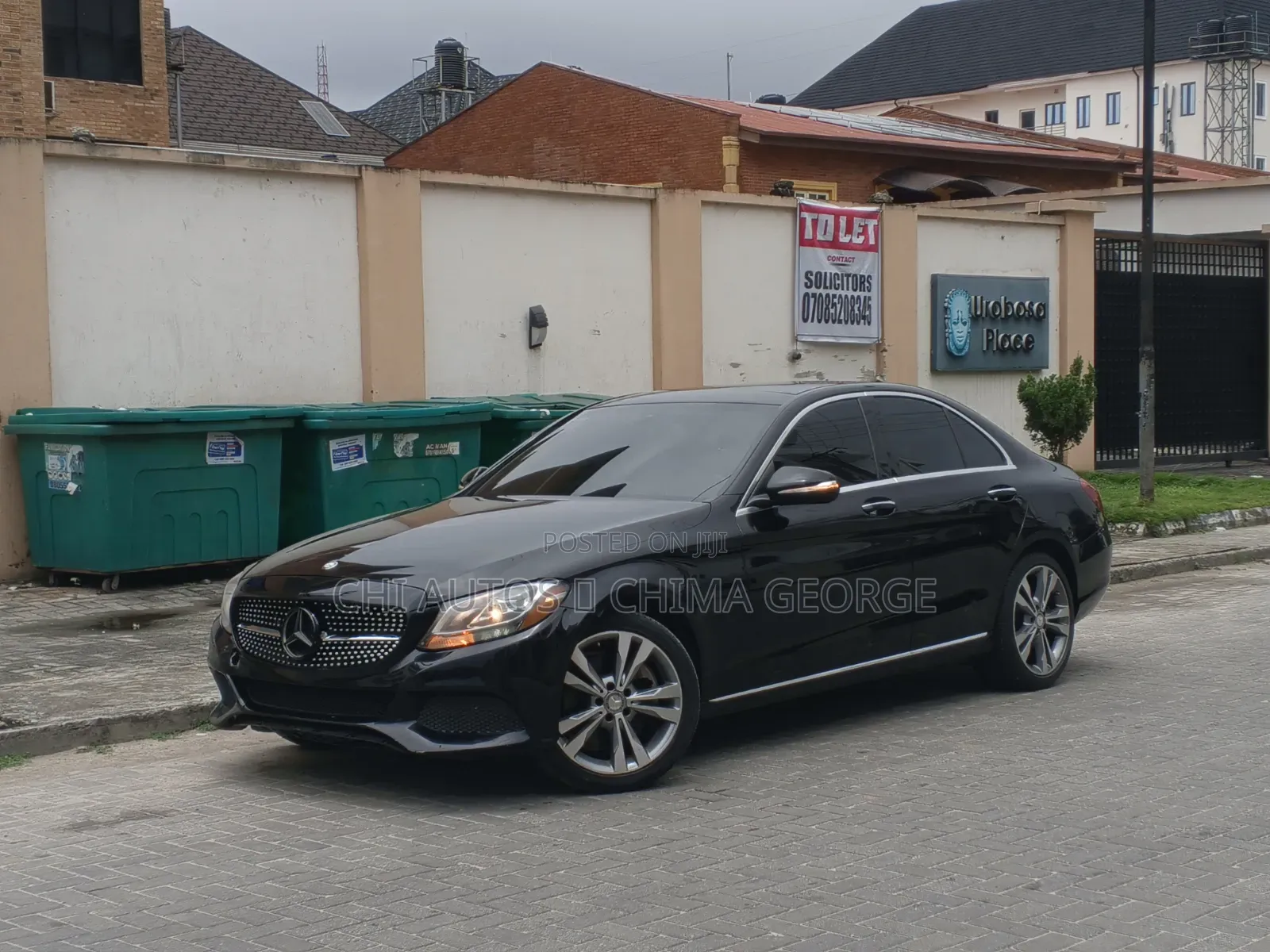 Mercedes-Benz C300 Luxury 4dr AWD 4Matic Sedan (2.0L 4cyl 7A) 2015