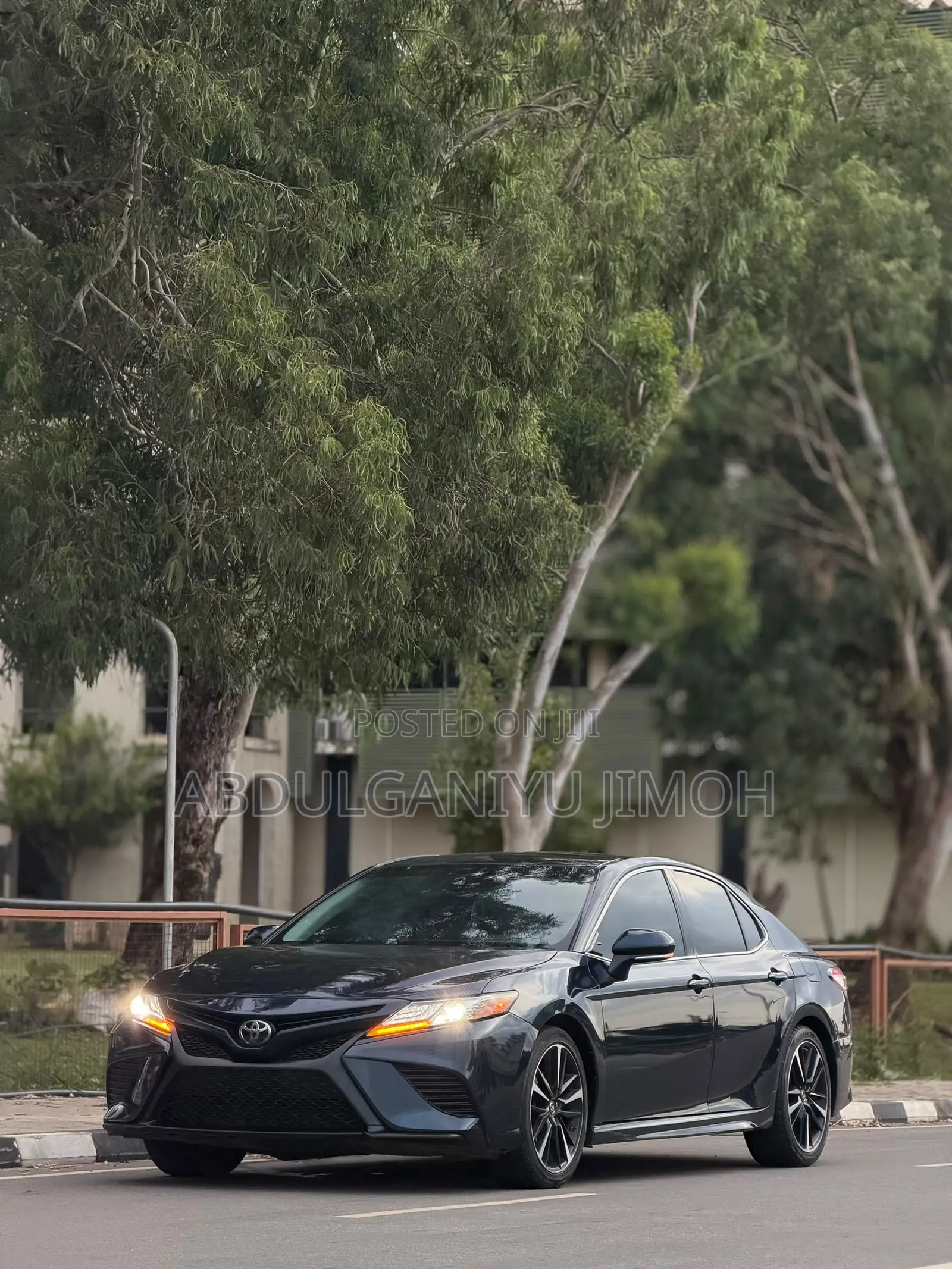 Toyota Camry XSE FWD (2.5L 4cyl 8AM) 2018 Blue
