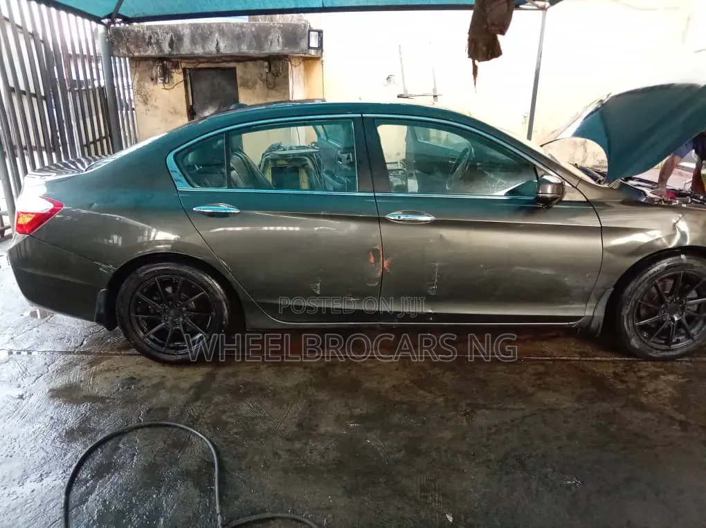 Honda Accord Sport 4dr Sedan (2.4L 4cyl 6M) 2014 Gray