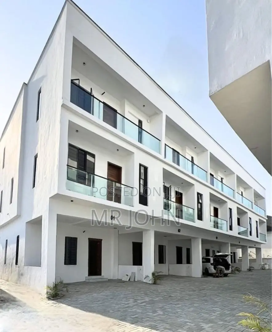 4bdrm Duplex in Orchid Road Secured, Lekki for rent