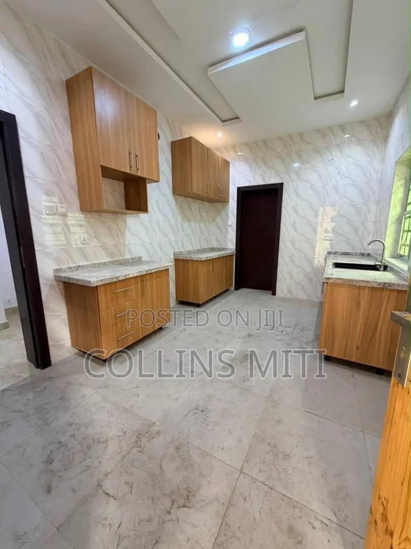 3bdrm Block of Flats in A Serenen, GRA Phase 2 Shangisha for sale