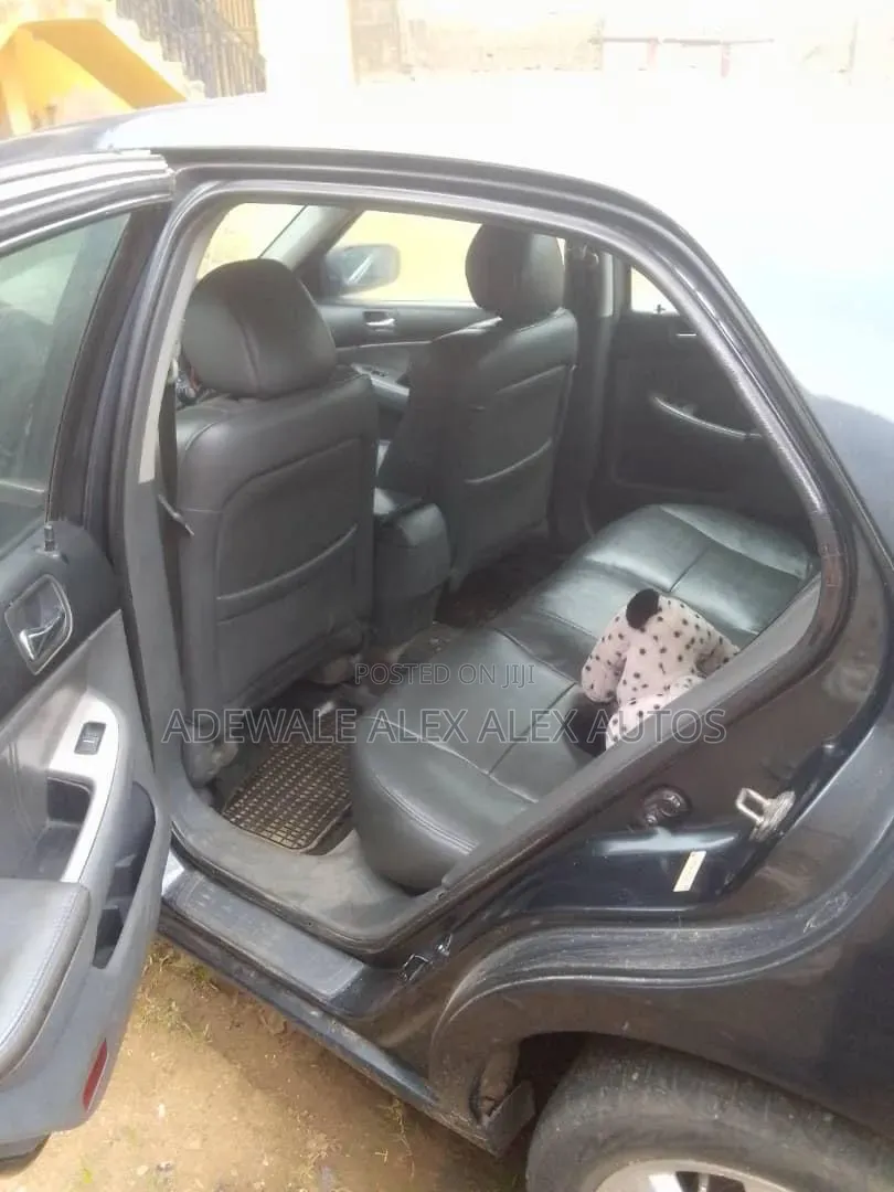 Honda Accord 2005 Gray