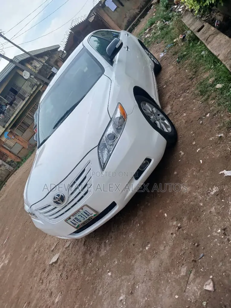 Toyota Camry 2008 White