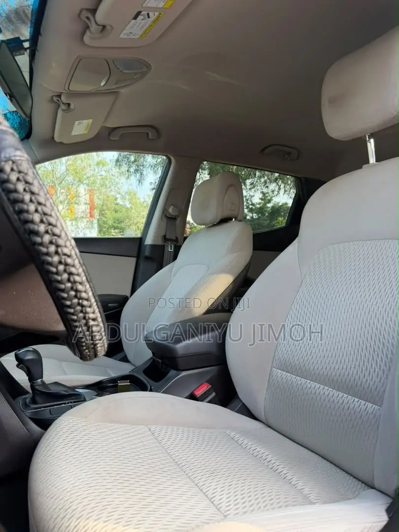 Hyundai Santa Fe 2018 Black