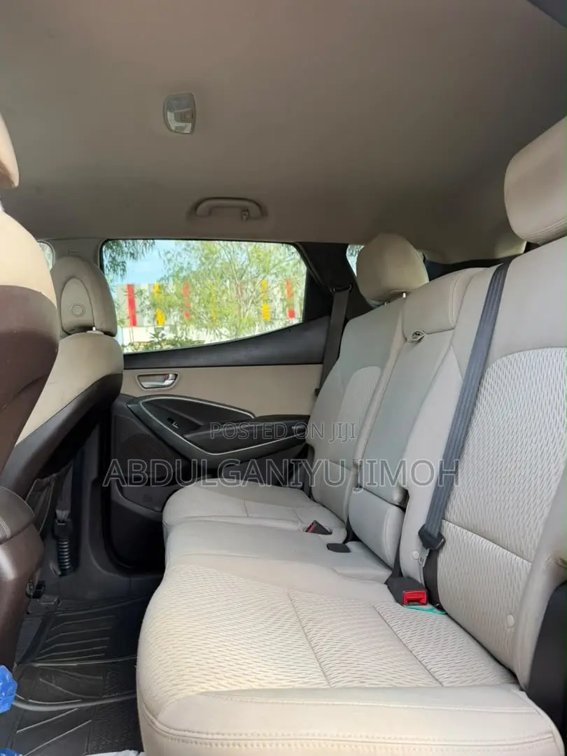 Hyundai Santa Fe 2018 Black