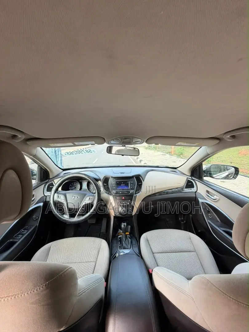 Hyundai Santa Fe 2018 Black
